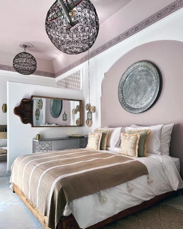 High season - The entire Riad - up to 10 guests
